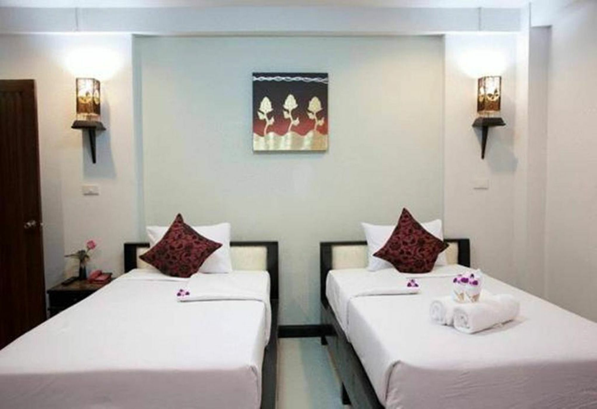 Hotel Spring@Tapae Chiang Mai Esterno foto