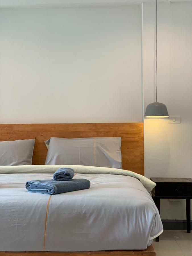 Hotel Spring@Tapae Chiang Mai Esterno foto