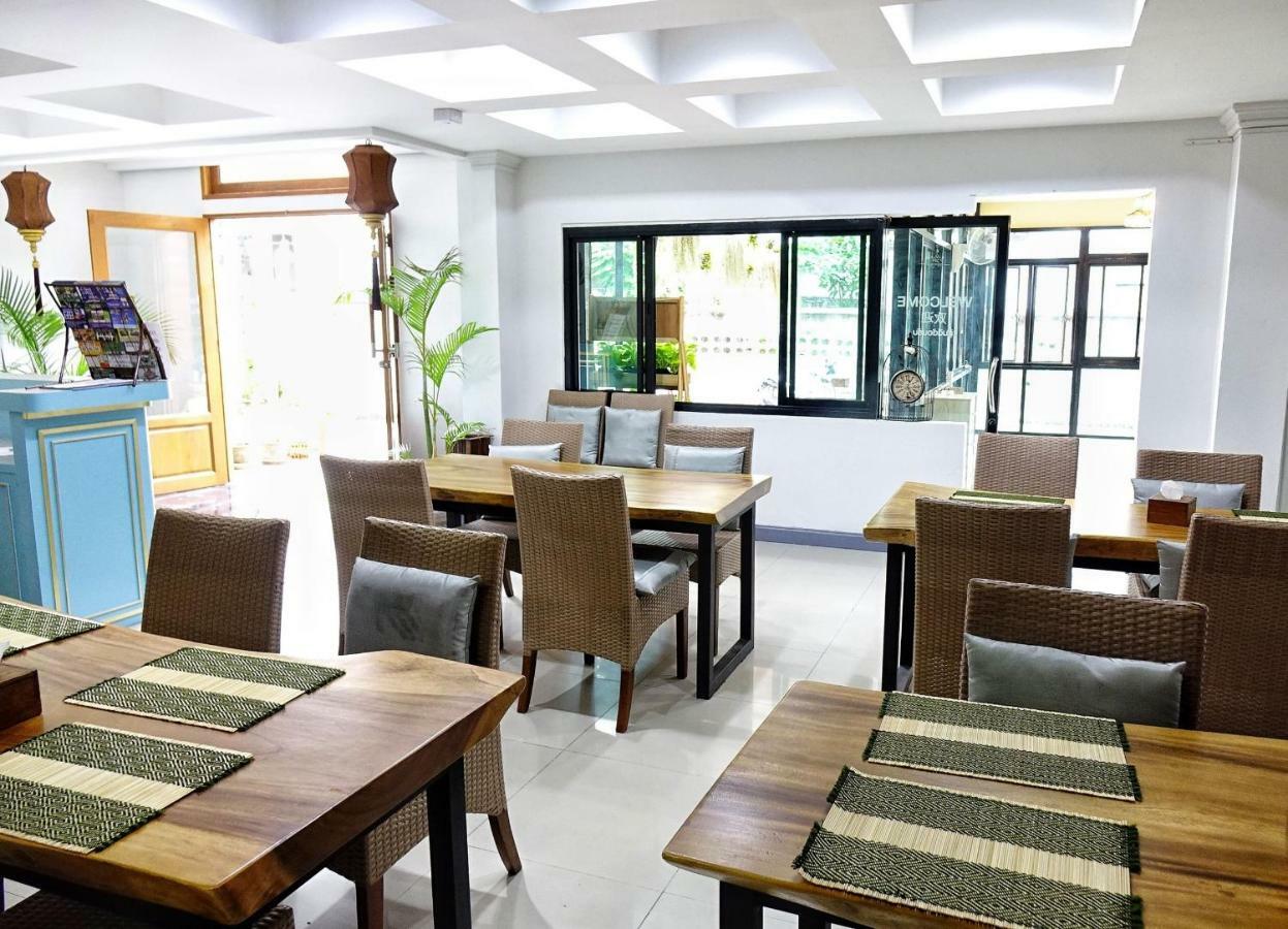 Hotel Spring@Tapae Chiang Mai Esterno foto